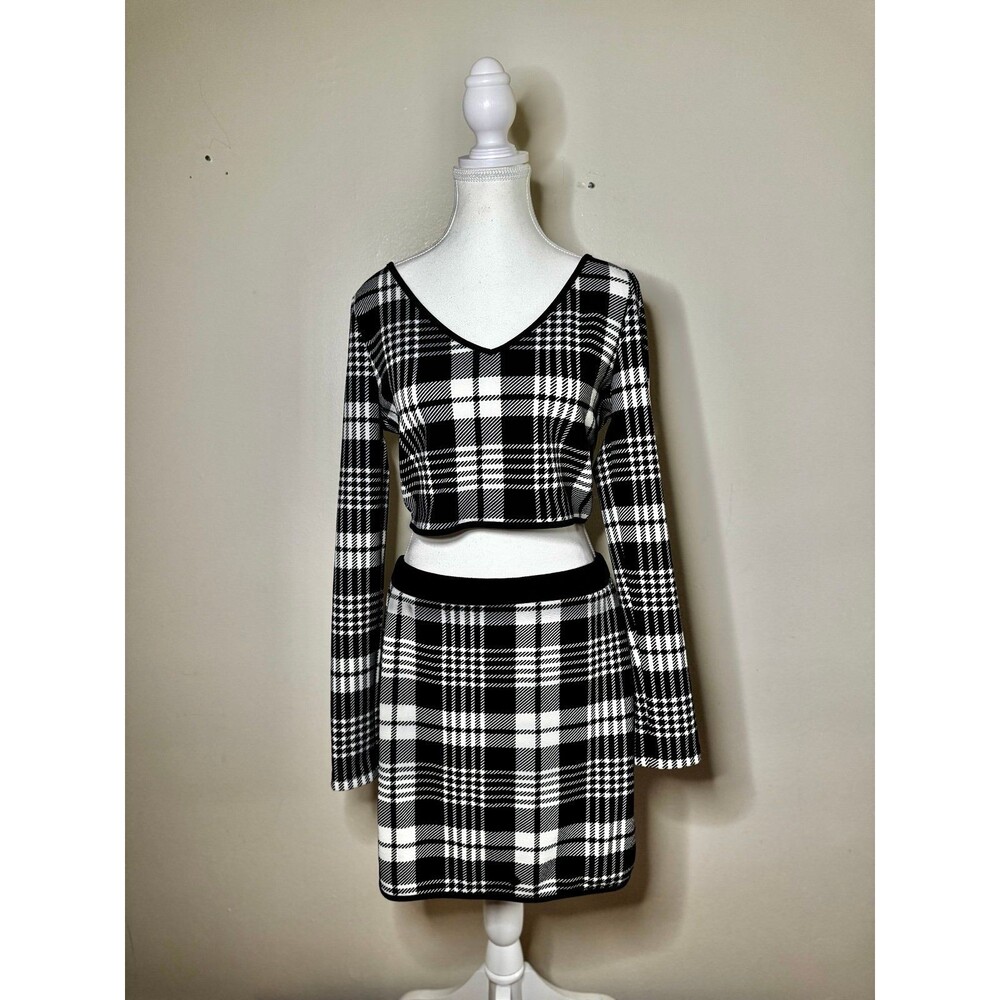 Black & White Checkered Plaid Skirt Set | Large